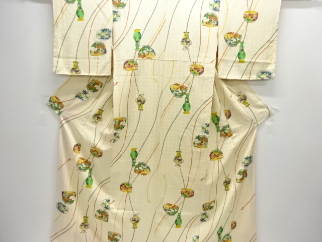 JAPANESE KIMONO / KOMON / POTTERY 